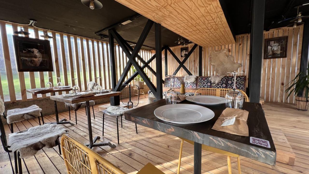 Hostal Boutique Factoria Patagonia ปวยร์โตนาตาเลส ภายนอก รูปภาพ