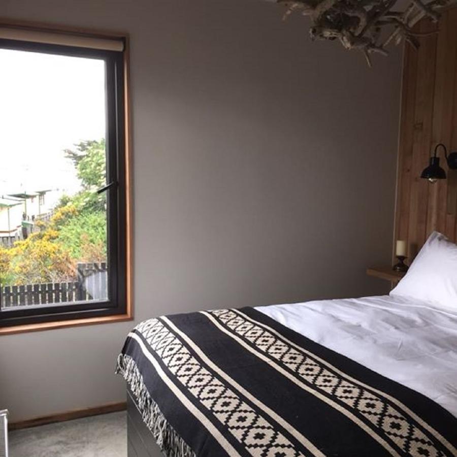 Hostal Boutique Factoria Patagonia ปวยร์โตนาตาเลส ภายนอก รูปภาพ