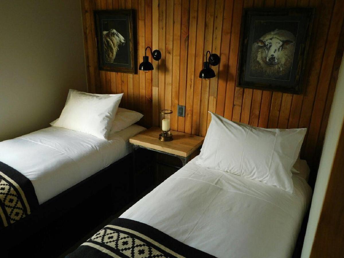 Hostal Boutique Factoria Patagonia ปวยร์โตนาตาเลส ภายนอก รูปภาพ
